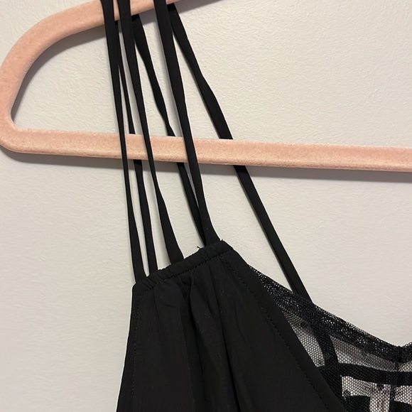 Strappy peplum tank - Picture 3 of 5